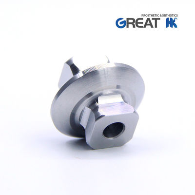 Педиатрический двойной пирамидальный адаптер из нержавеющей стали для максимальной нагрузки 45 кг.